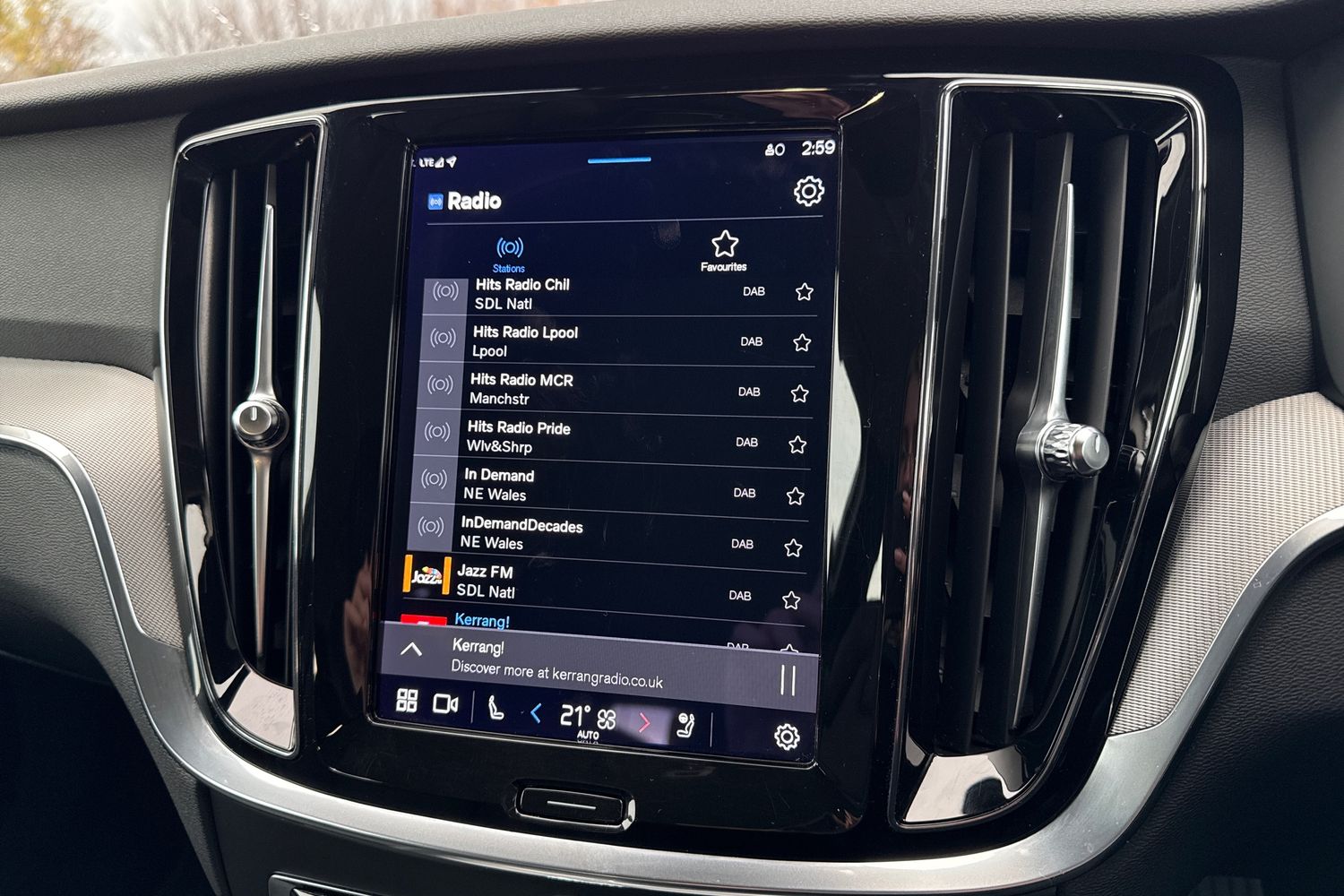 Used Volvo V60 2023 for sale - 76827879: Photo 47