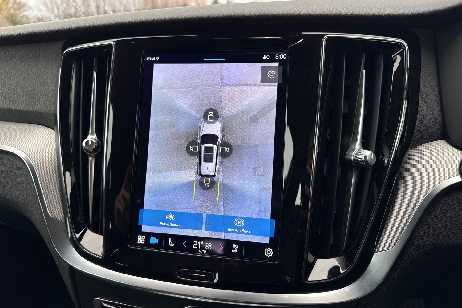 Used Volvo V60 2023 for sale - 76827879: Photo 54