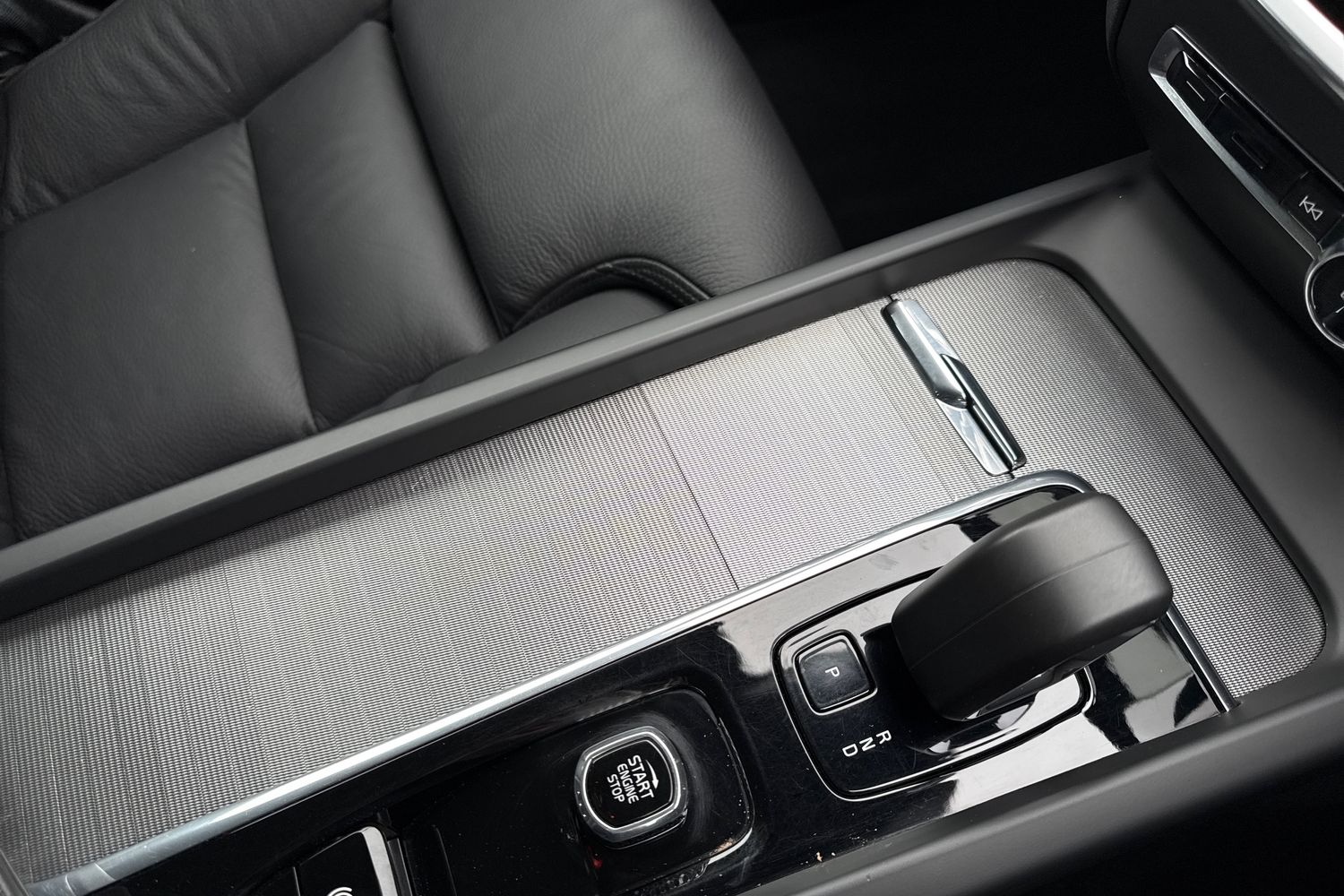 Used Volvo V60 2023 for sale - 76827879: Photo 57