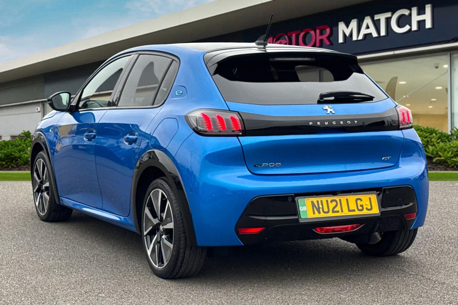 Used Peugeot 208 2021 for sale - 77341004: Photo 2