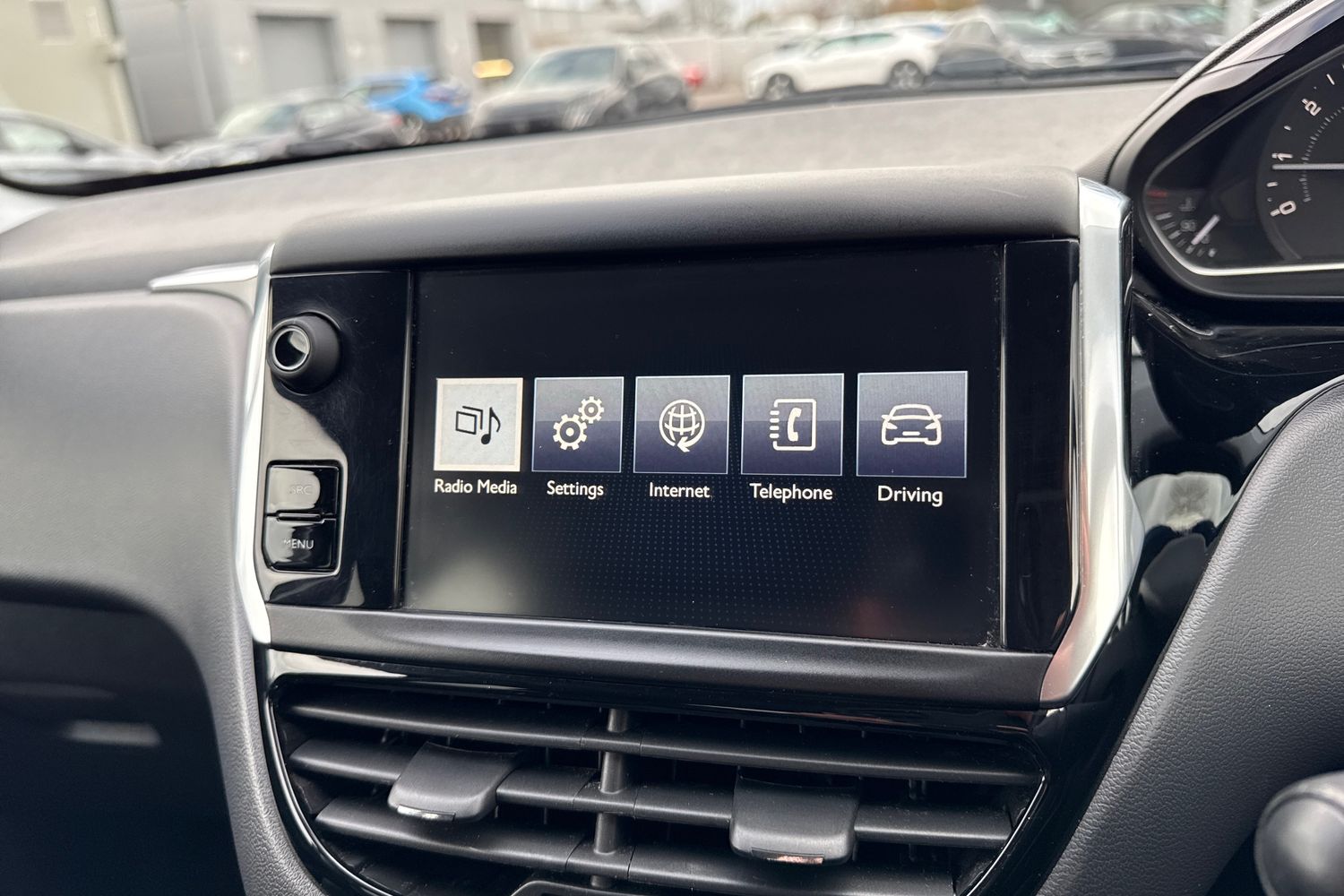 Used Peugeot 208 2015 for sale - 77829529: Photo 17