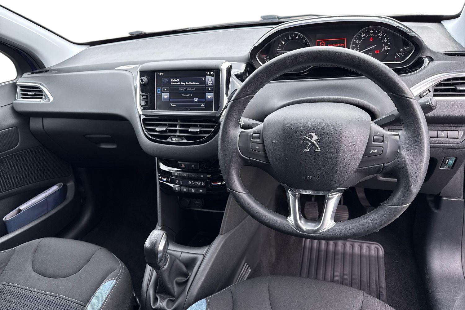 Used Peugeot 208 2015 for sale - 77829529: Photo 18