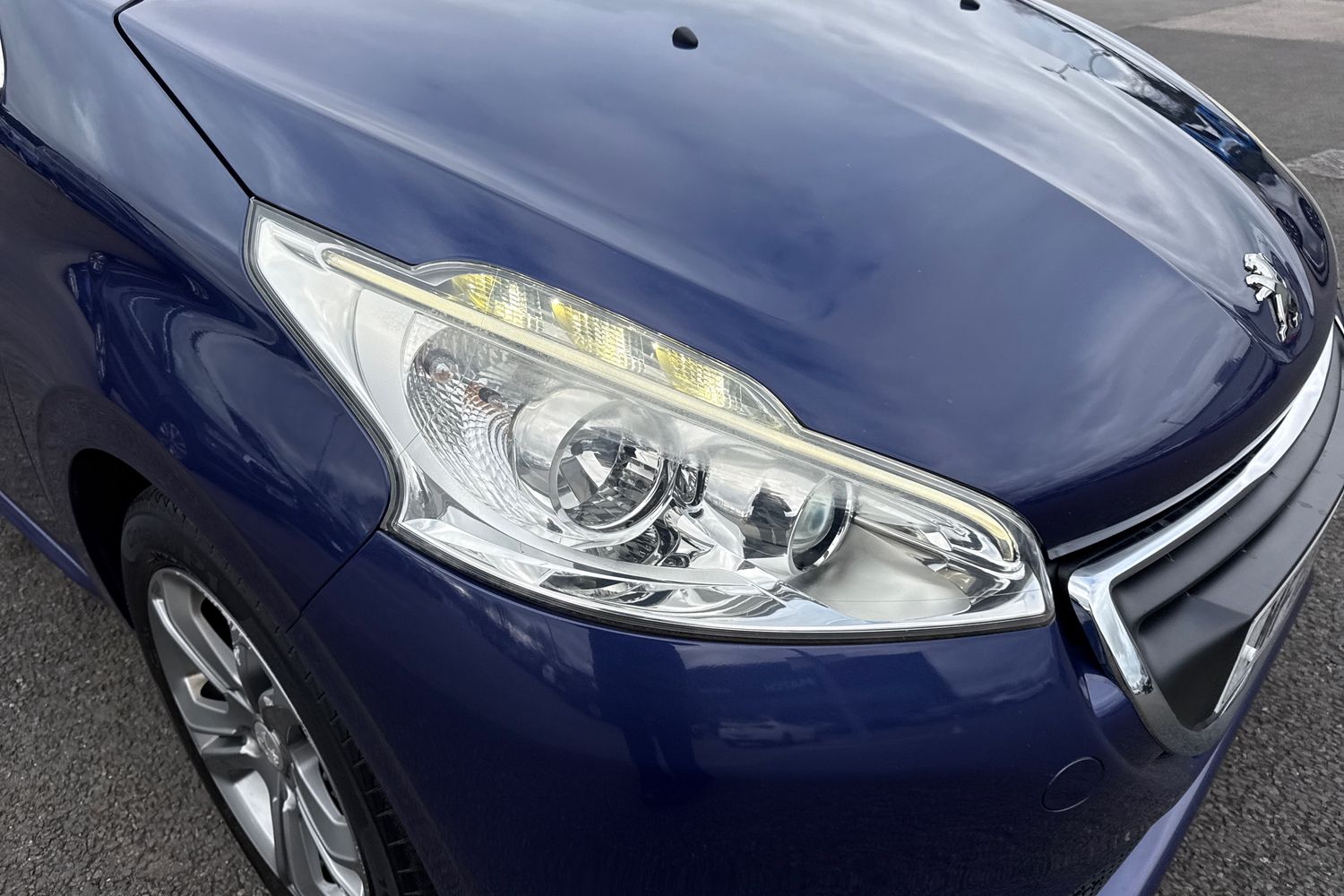 Used Peugeot 208 2015 for sale - 77829529: Photo 9