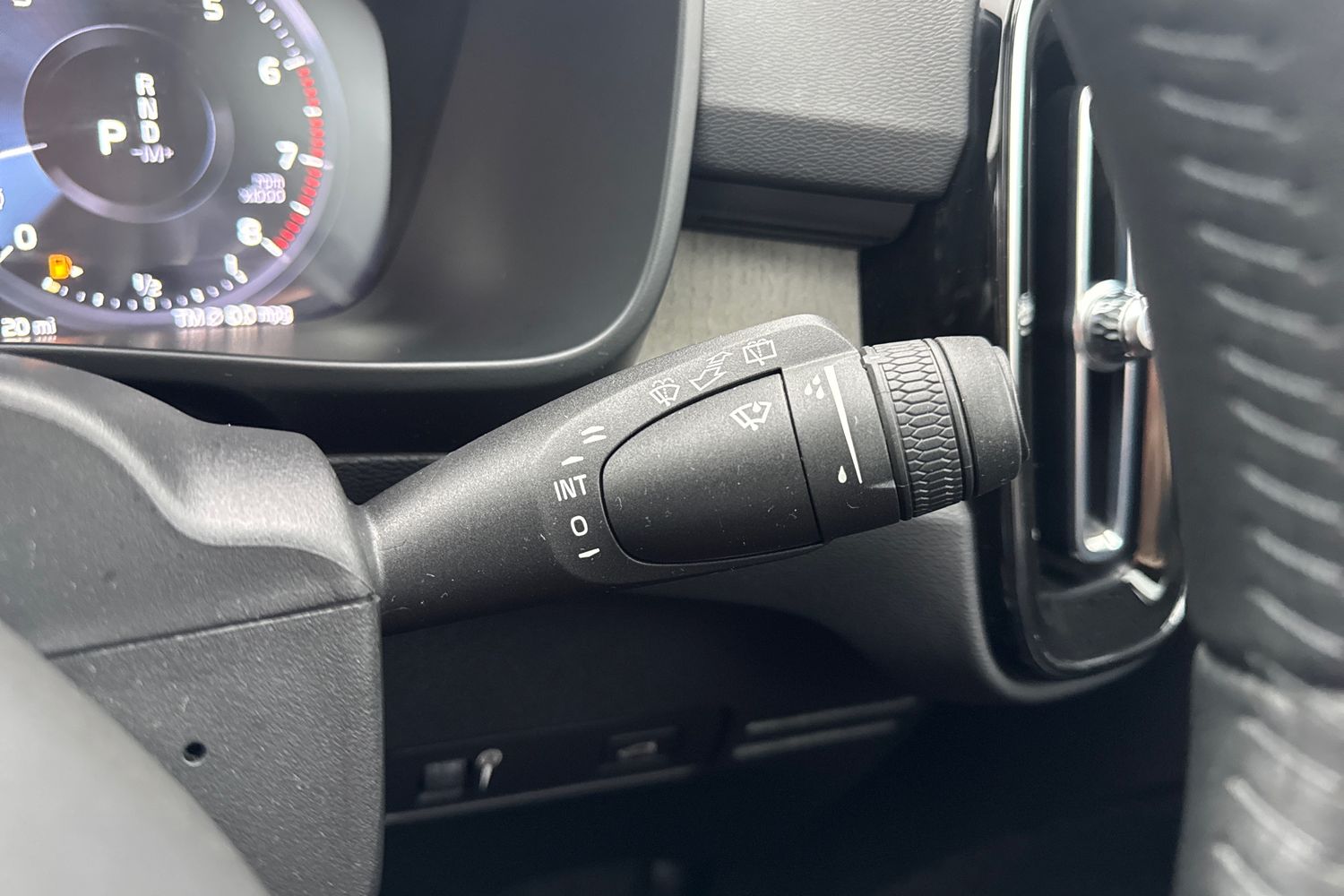 Used Volvo XC40 2020 for sale - 77152552: Photo 43