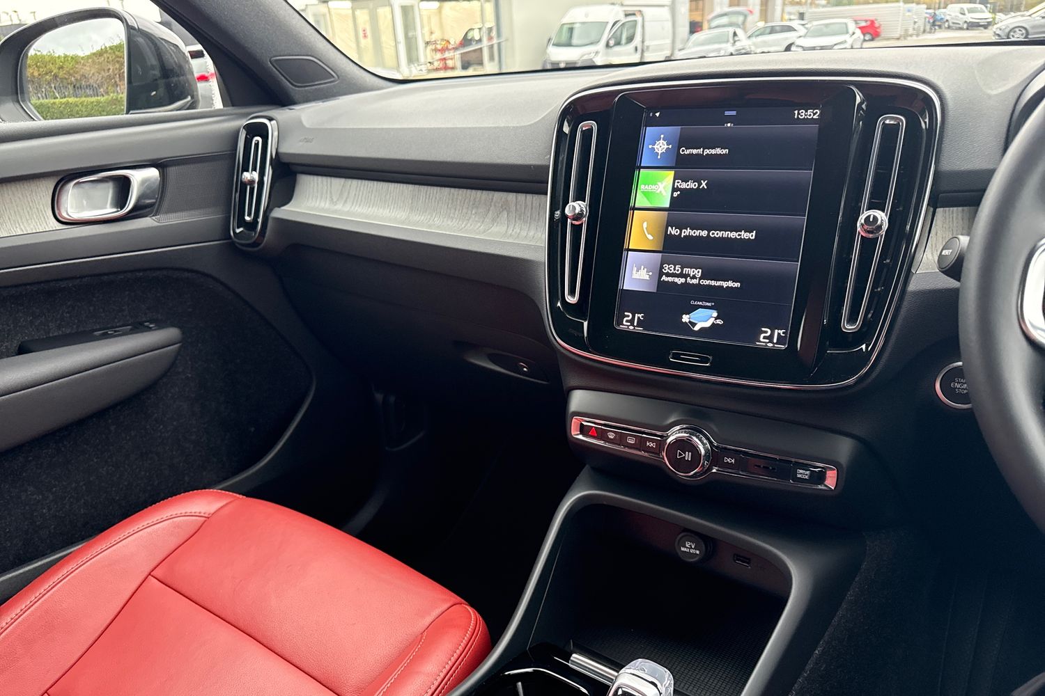 Used Volvo XC40 2020 for sale - 77152552: Photo 45