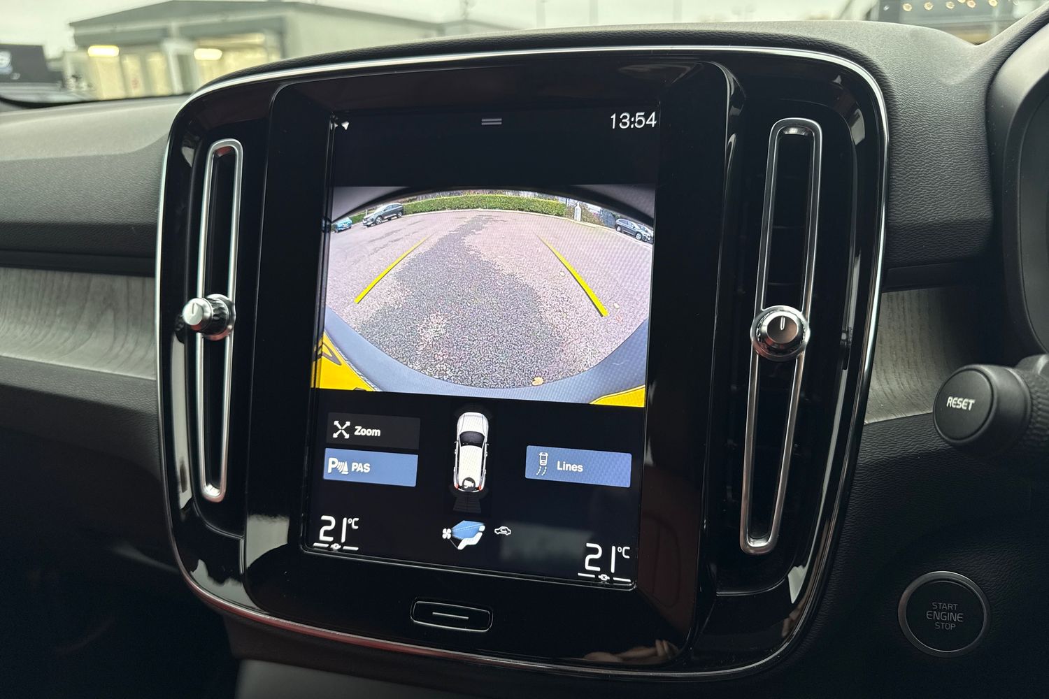 Used Volvo XC40 2020 for sale - 77152552: Photo 53