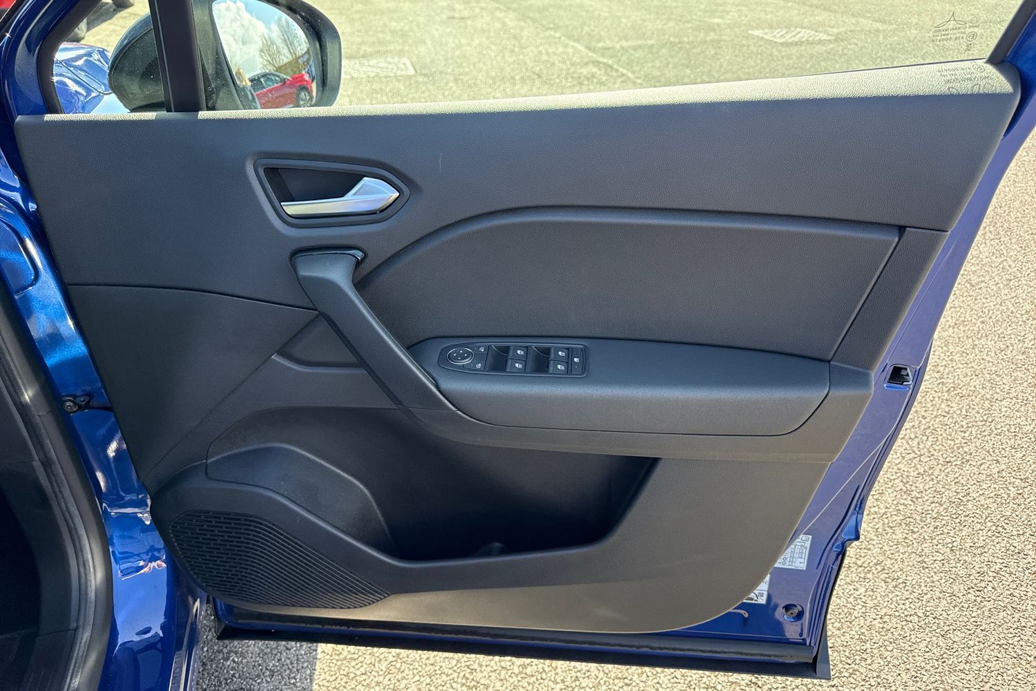 Used Renault Captur 2023 for sale - 78224365: Photo 21