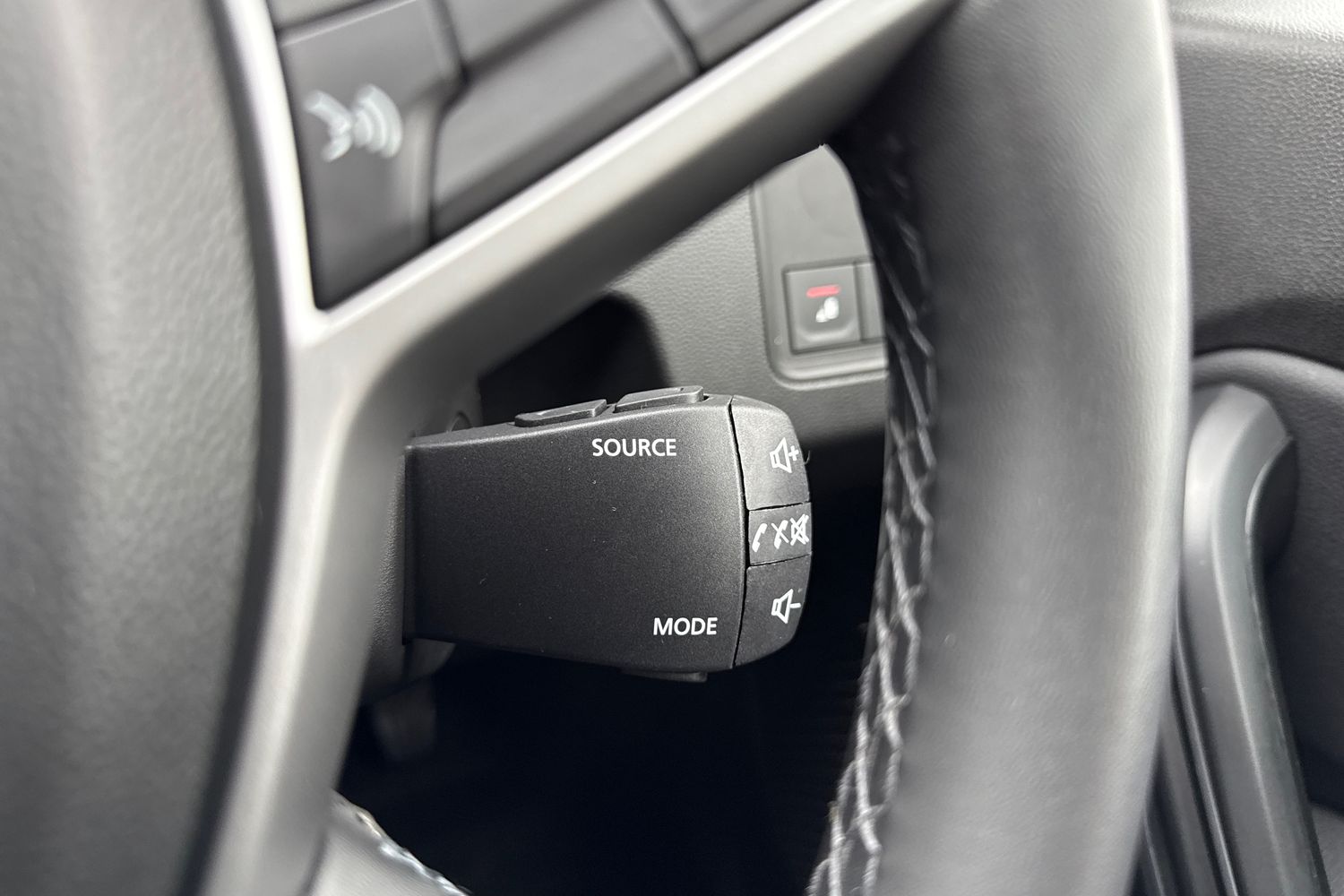 Used Dacia Duster 2023 for sale - 77812488: Photo 41