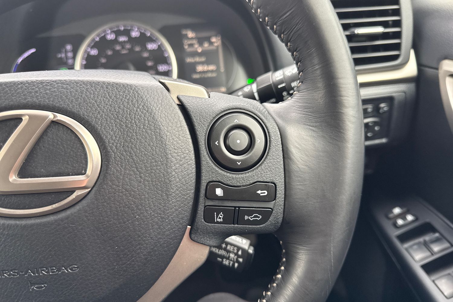 Used Lexus CT 2018 for sale - 77601687: Photo 40