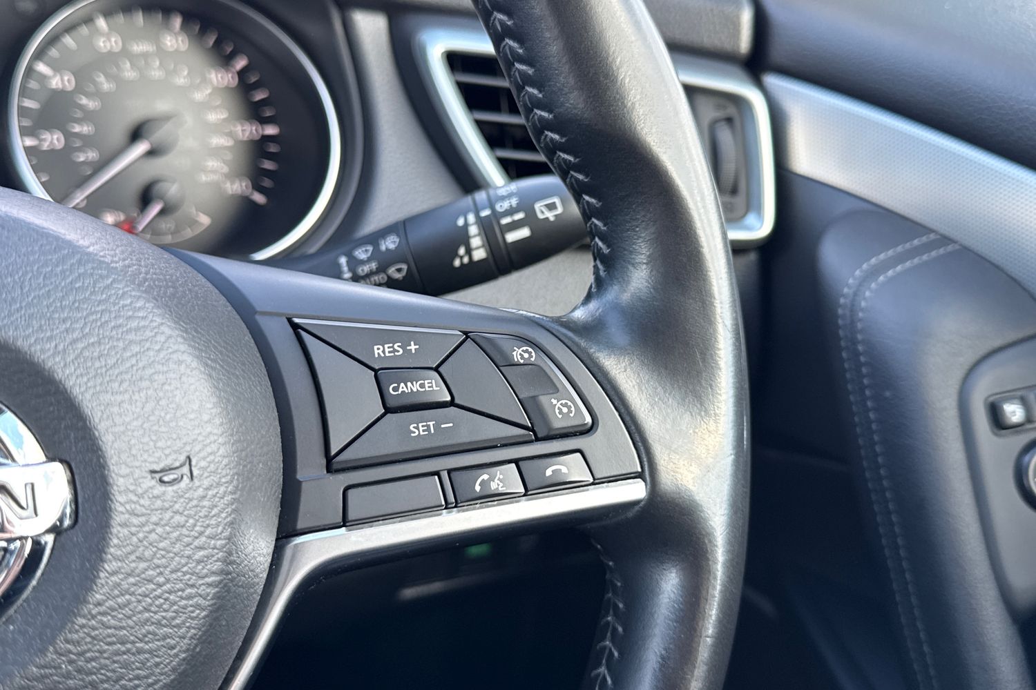 Used Nissan Qashqai 2017 for sale - 77842813: Photo 39