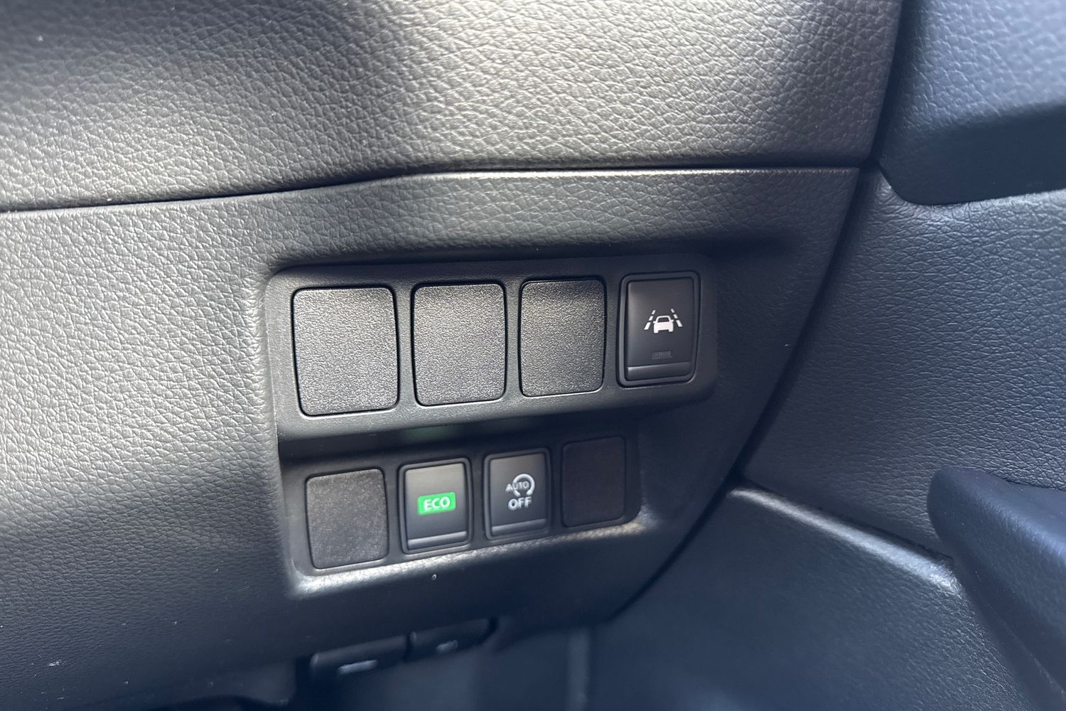 Used Nissan Qashqai 2017 for sale - 77842813: Photo 41