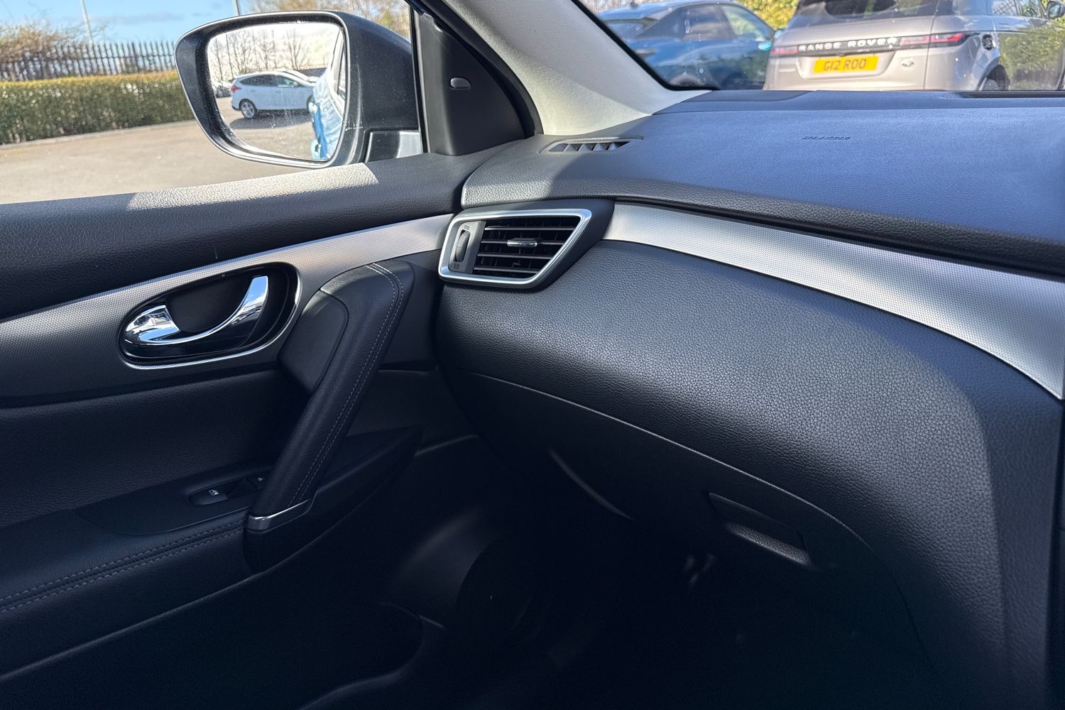 Used Nissan Qashqai 2017 for sale - 77842813: Photo 61