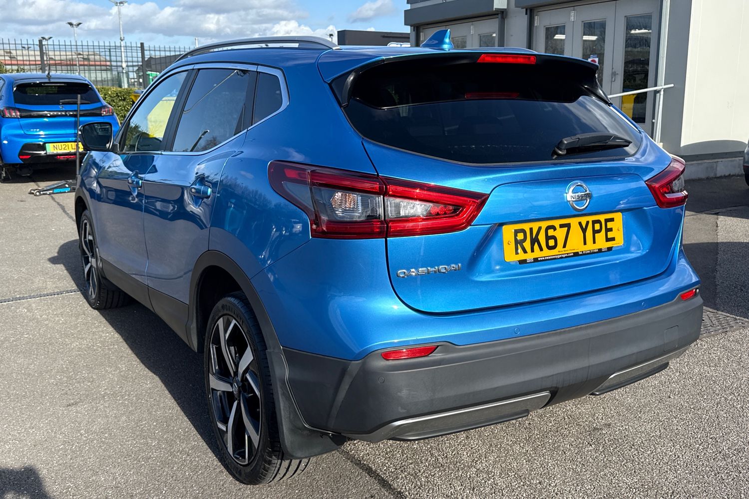 Used Nissan Qashqai 2017 for sale - 77842813: Photo 8