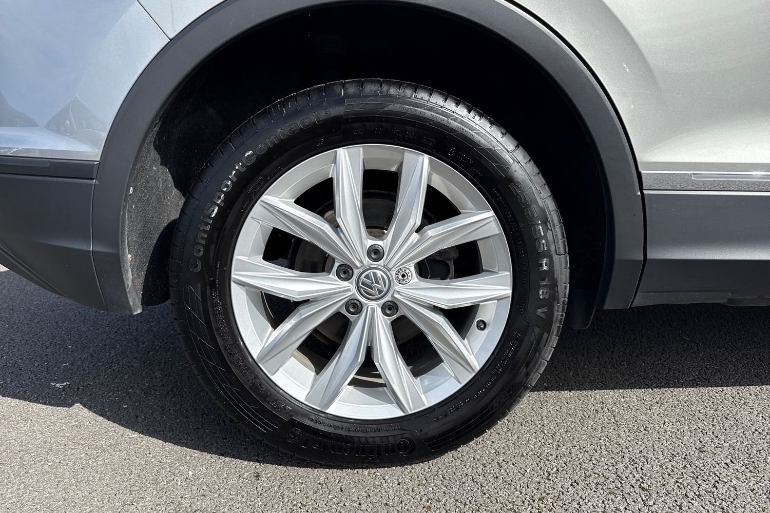 Used Volkswagen Tiguan 2018 for sale - 78038194: Photo 11