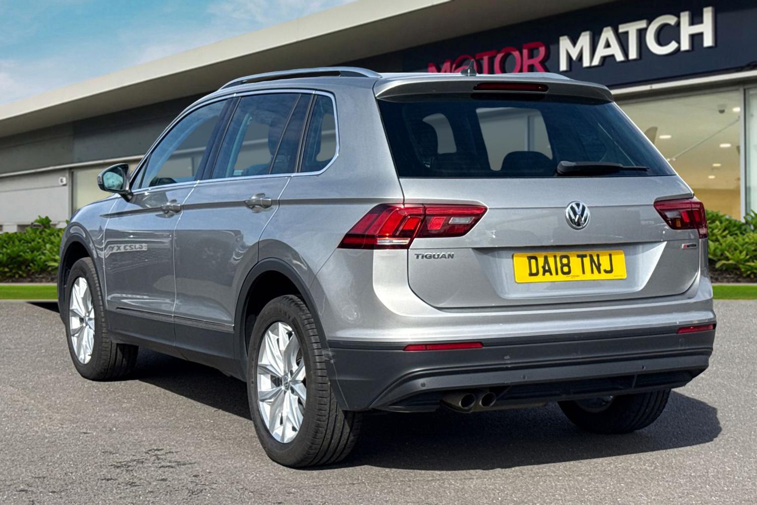Used Volkswagen Tiguan 2018 for sale - 78038194: Photo 2