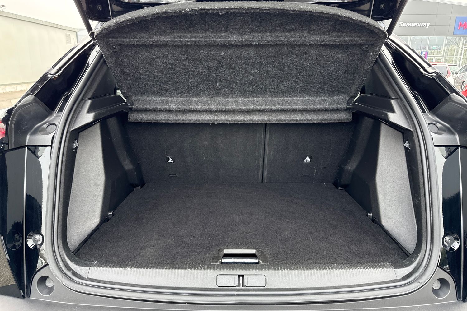 Used Peugeot 2008 2024 for sale - 77963421: Photo 10