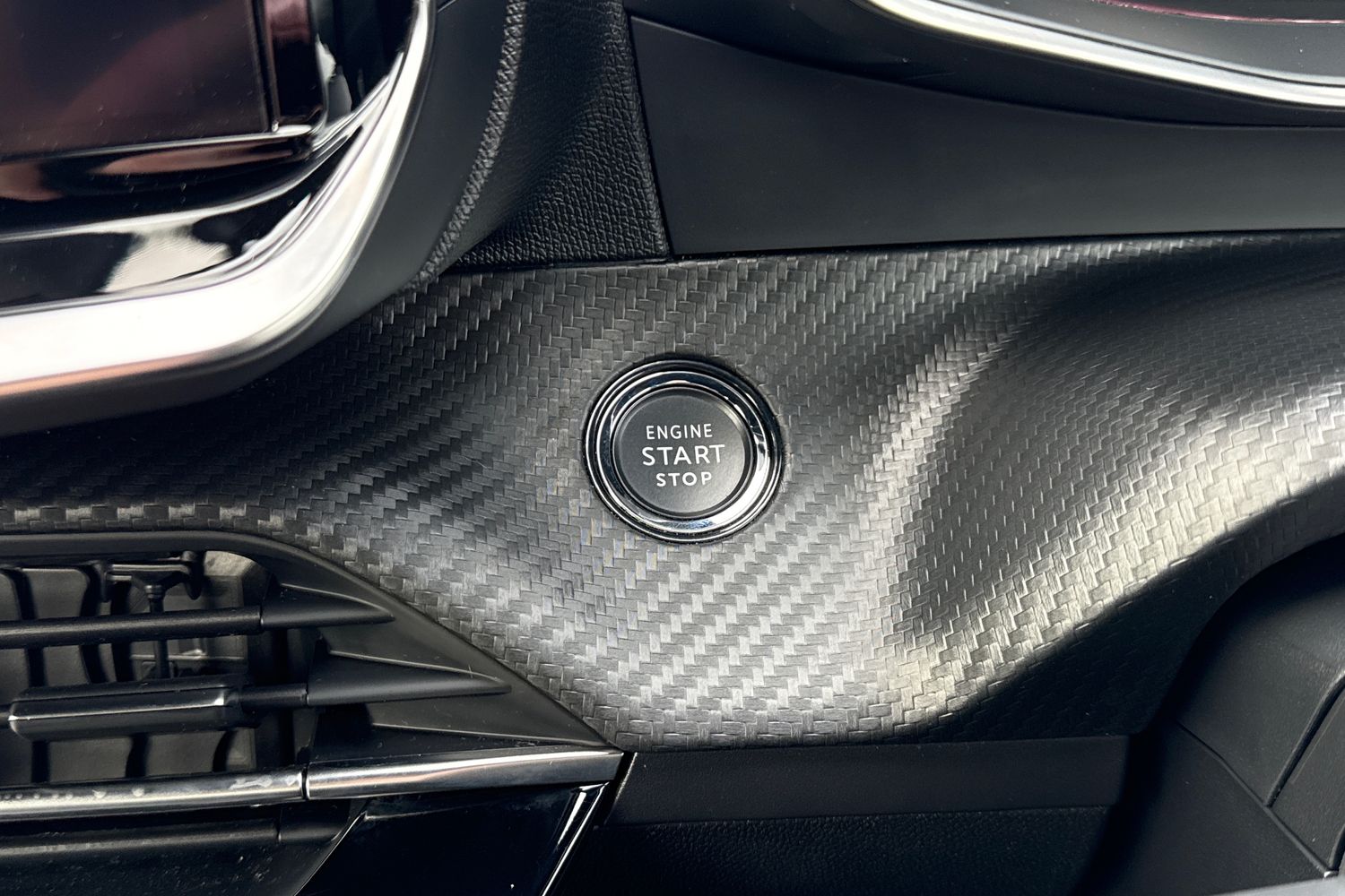 Used Peugeot 2008 2024 for sale - 77963421: Photo 52