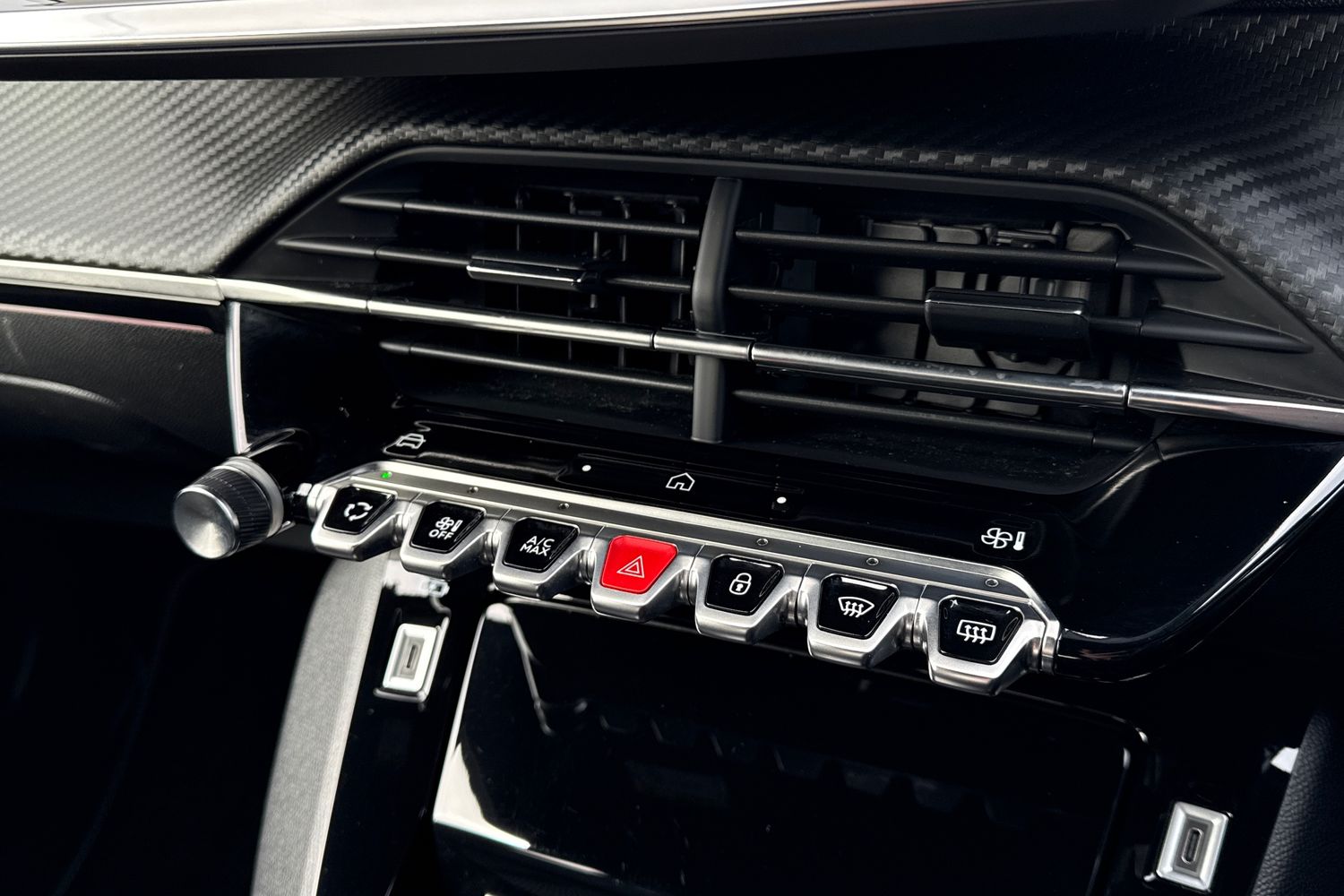 Used Peugeot 2008 2024 for sale - 77963421: Photo 53