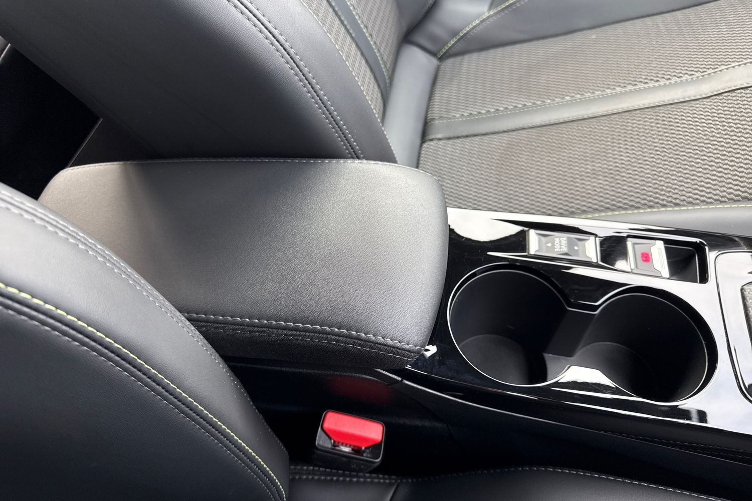 Used Peugeot 2008 2024 for sale - 77963421: Photo 57