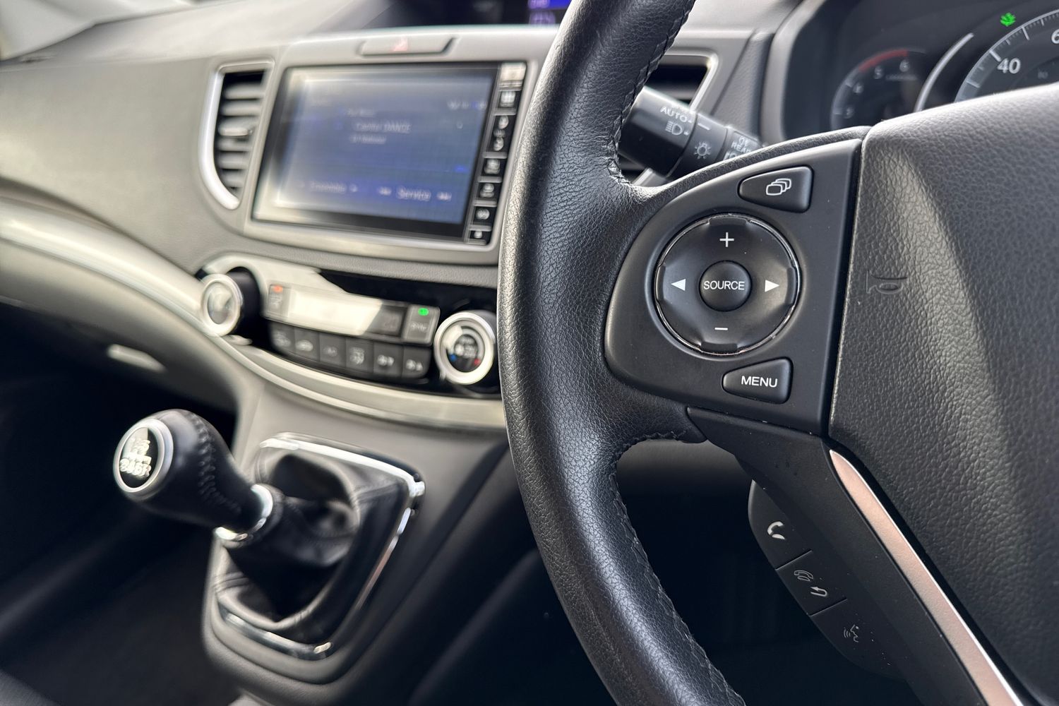 Used Honda CR-V 2016 for sale - 76102174: Photo 38