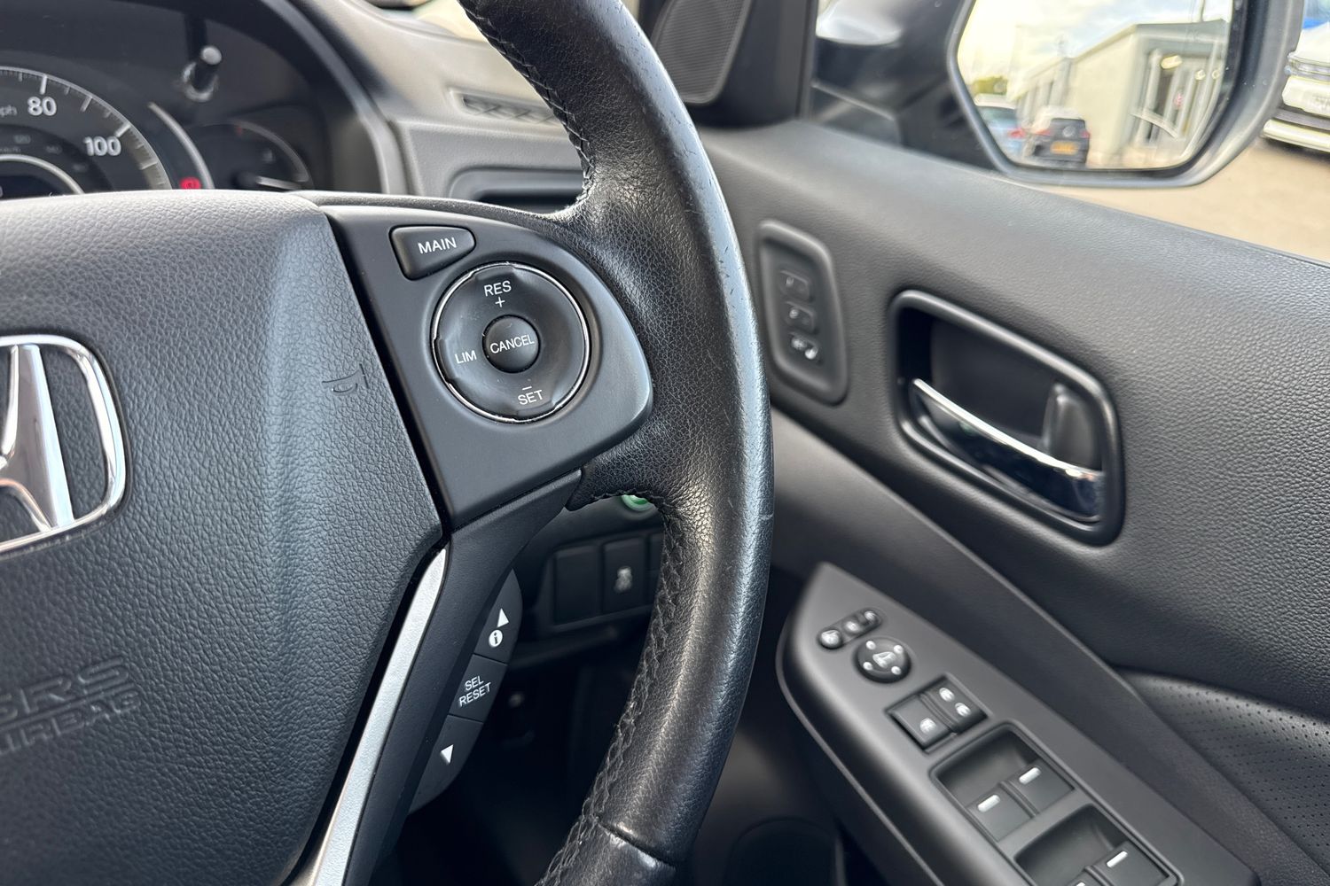 Used Honda CR-V 2016 for sale - 76102174: Photo 39