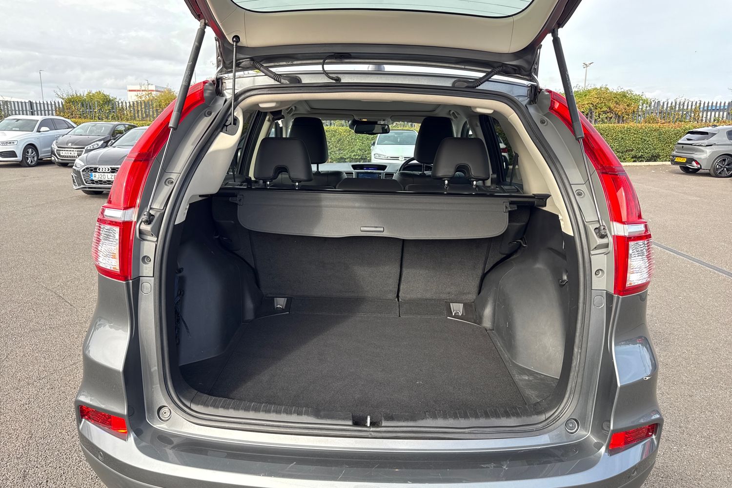 Used Honda CR-V 2016 for sale - 76102174: Photo 7