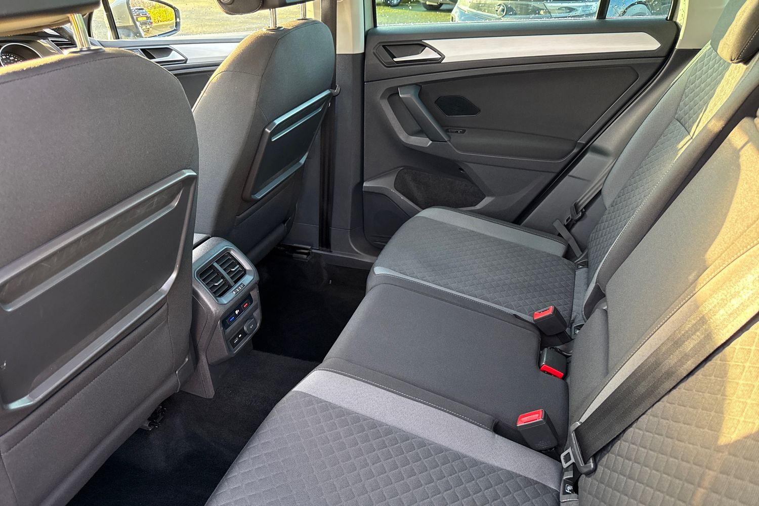 Used Volkswagen Tiguan 2019 for sale - 76968027: Photo 32