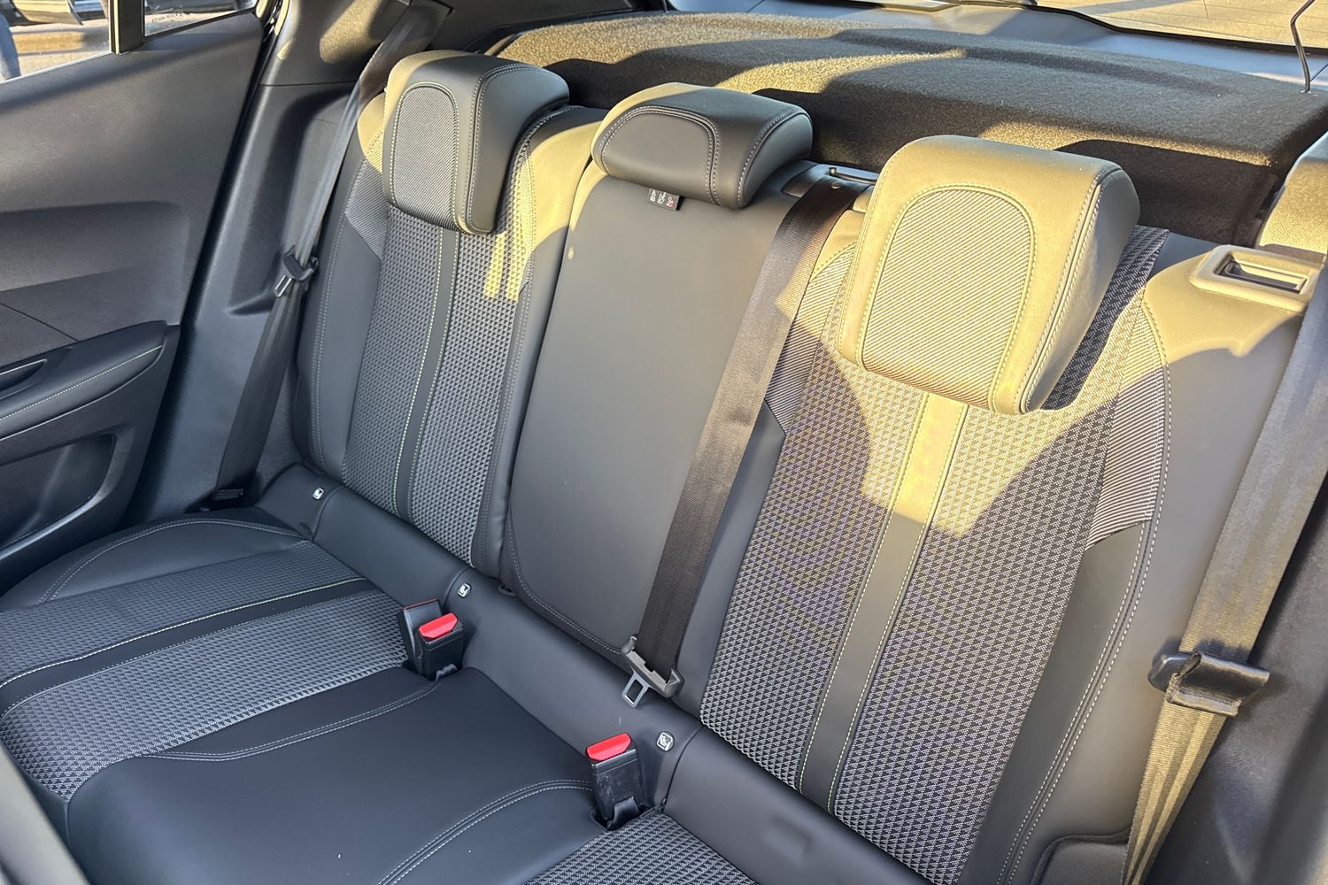 Used Peugeot 2008 2023 for sale - 76610953: Photo 14