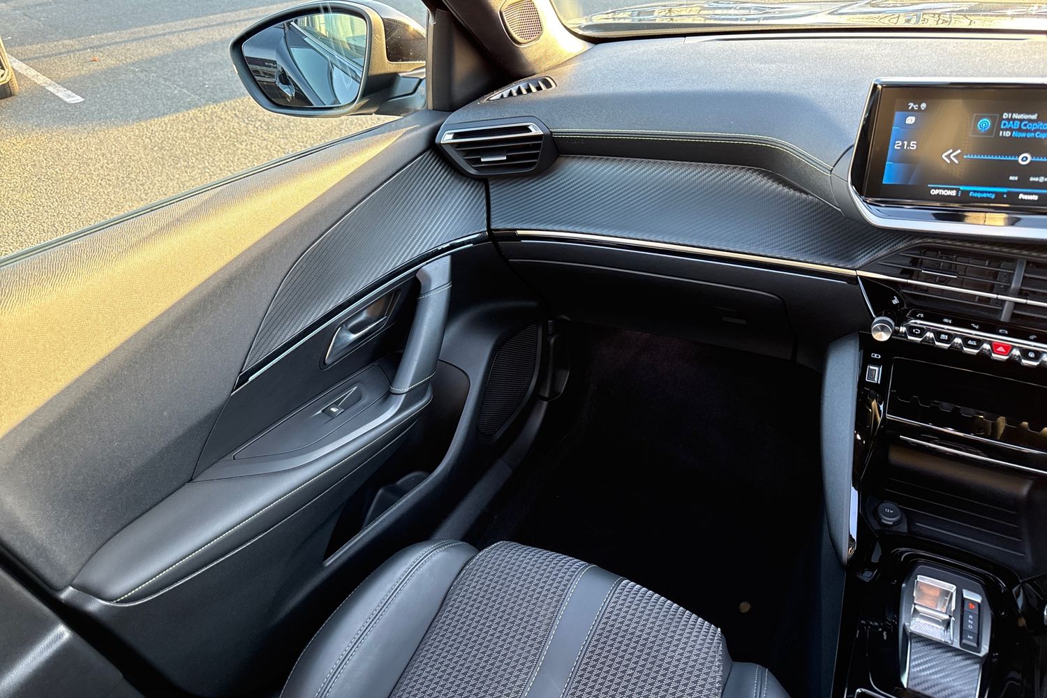 Used Peugeot 2008 2023 for sale - 76610953: Photo 15