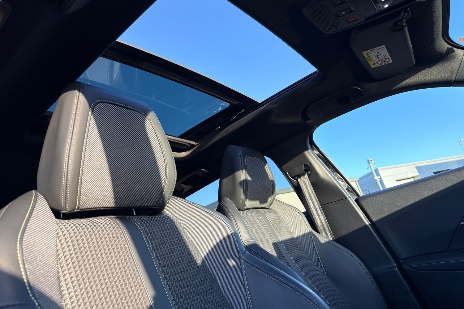 Used Peugeot 2008 2023 for sale - 76610953: Photo 21