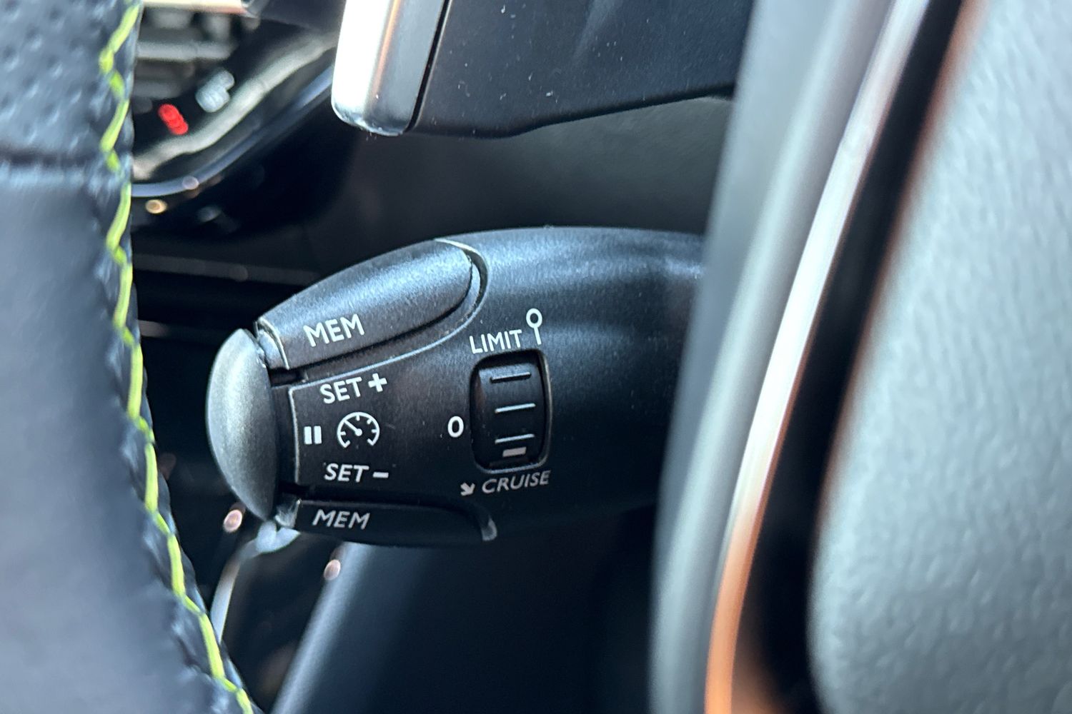 Used Peugeot 2008 2023 for sale - 76610953: Photo 42