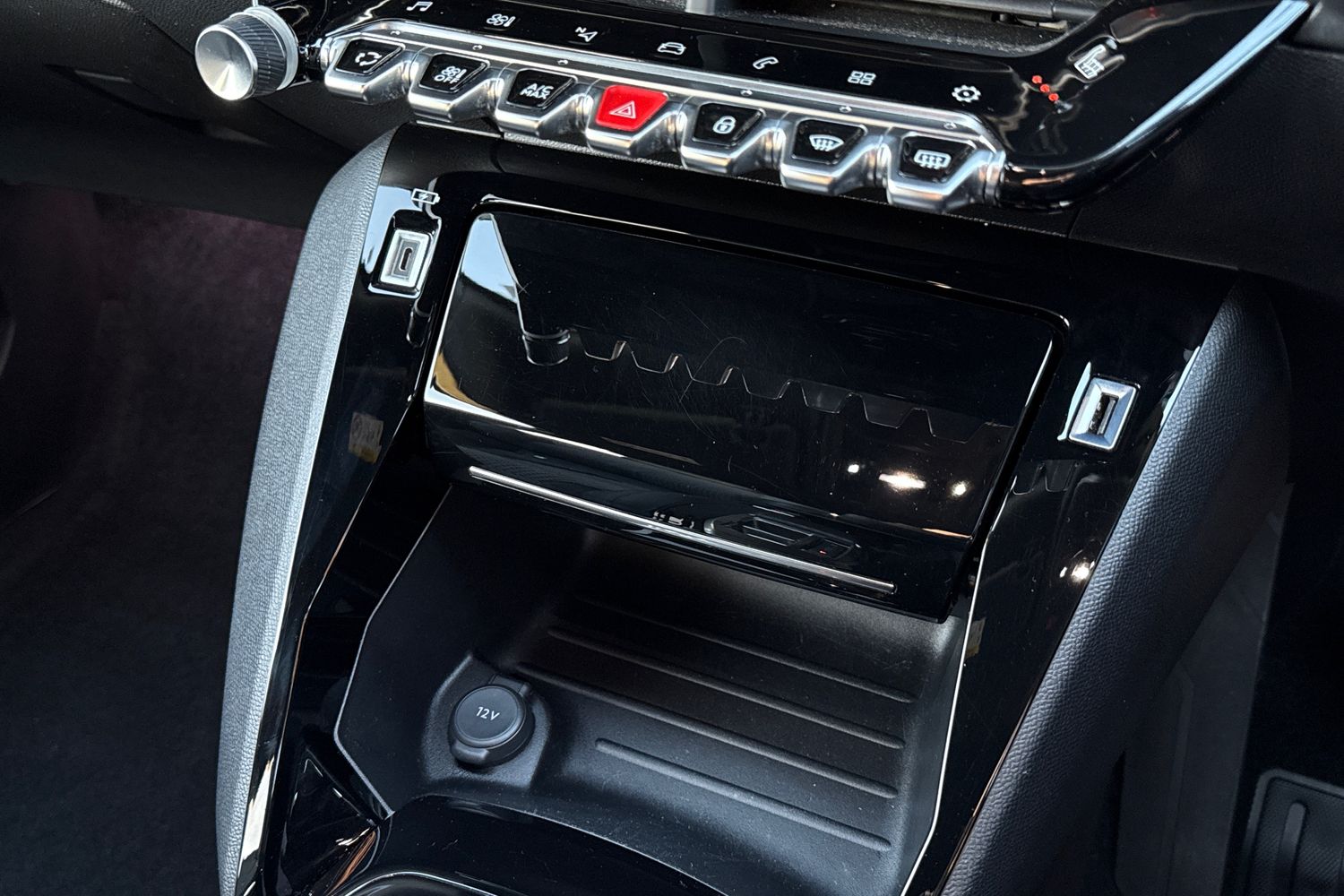 Used Peugeot 2008 2023 for sale - 76610953: Photo 57