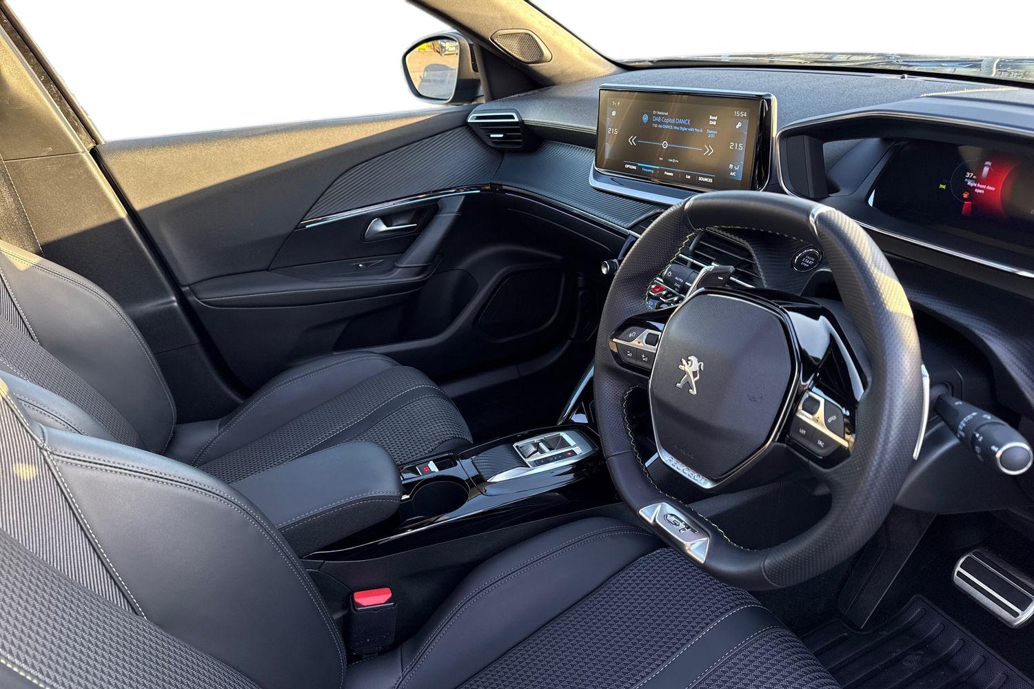 Used Peugeot 2008 2023 for sale - 76610953: Photo 8