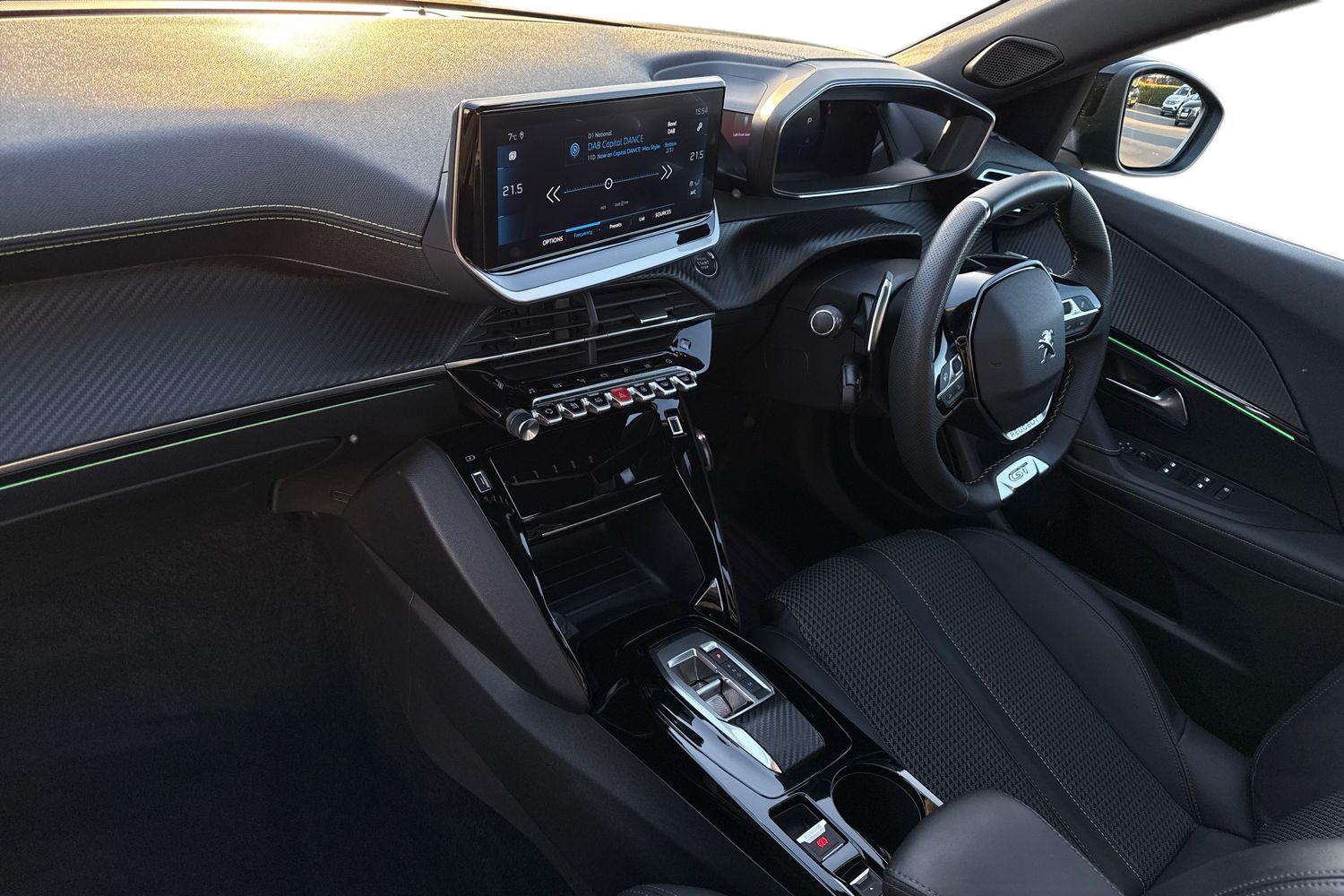 Used Peugeot 2008 2023 for sale - 76610953: Photo 9