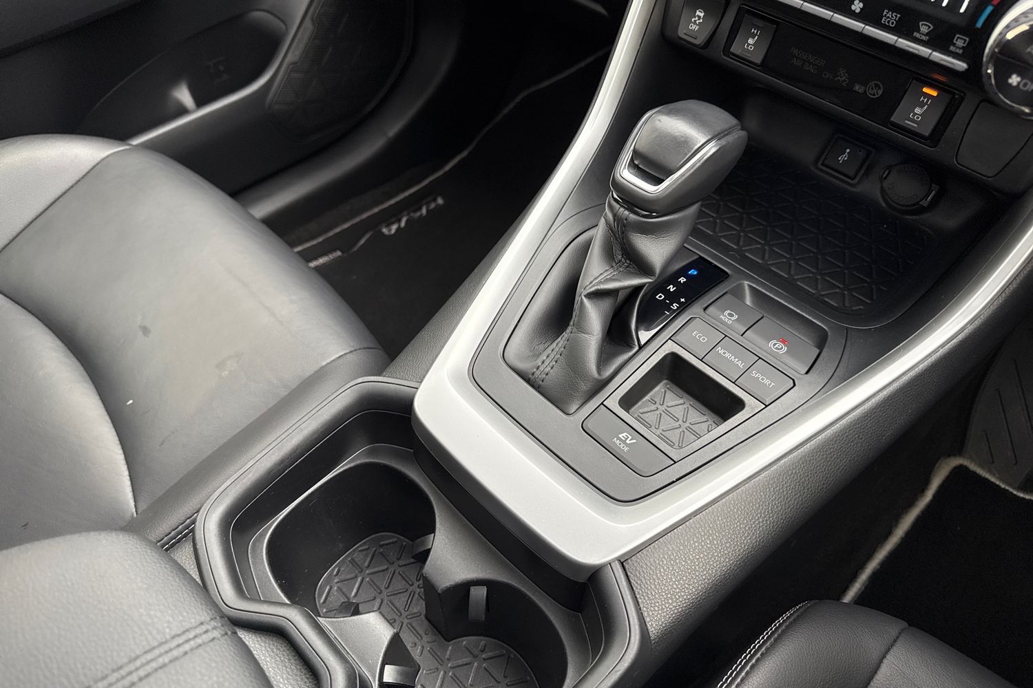 Used Toyota RAV4 2020 for sale - 78189808: Photo 23