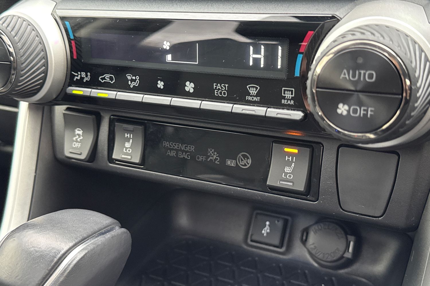 Used Toyota RAV4 2020 for sale - 78189808: Photo 50