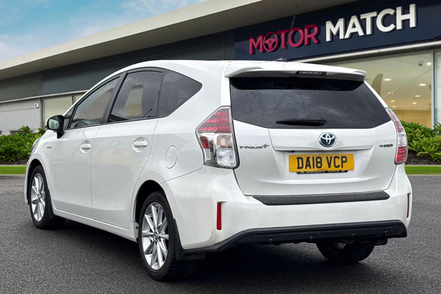 Used Toyota Prius+ 2018 for sale - 77494107: Photo 2