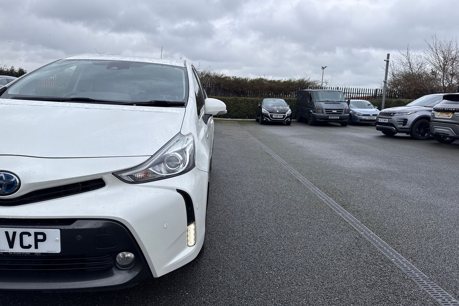 Used Toyota Prius+ 2018 for sale - 77494107: Photo 26