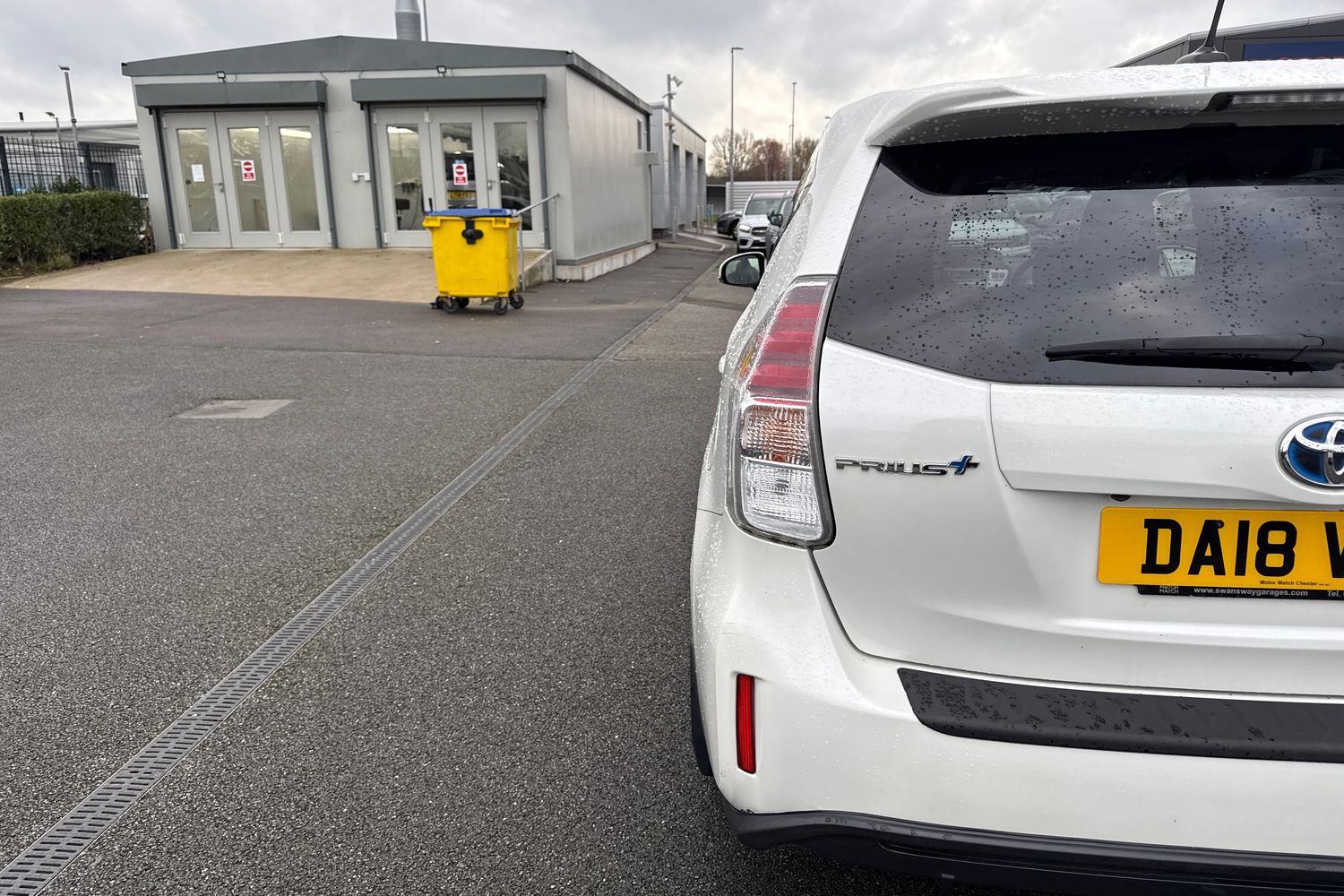 Used Toyota Prius+ 2018 for sale - 77494107: Photo 32