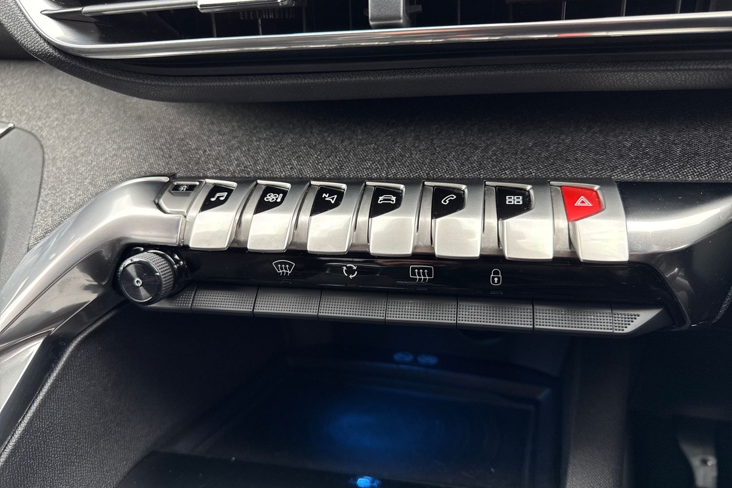 Used Peugeot 3008 2018 for sale - 77615877: Photo 54