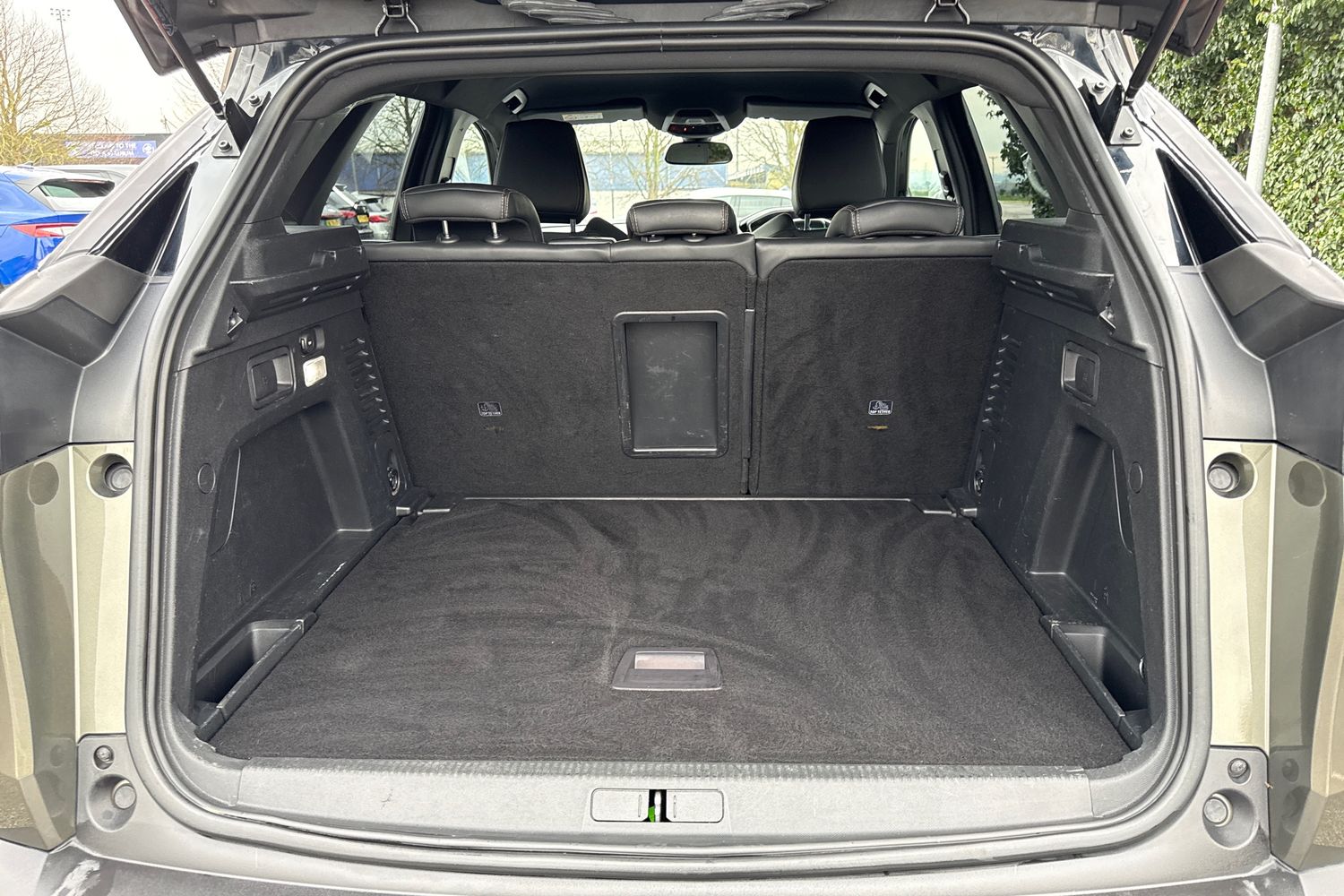 Used Peugeot 3008 2018 for sale - 77615877: Photo 7