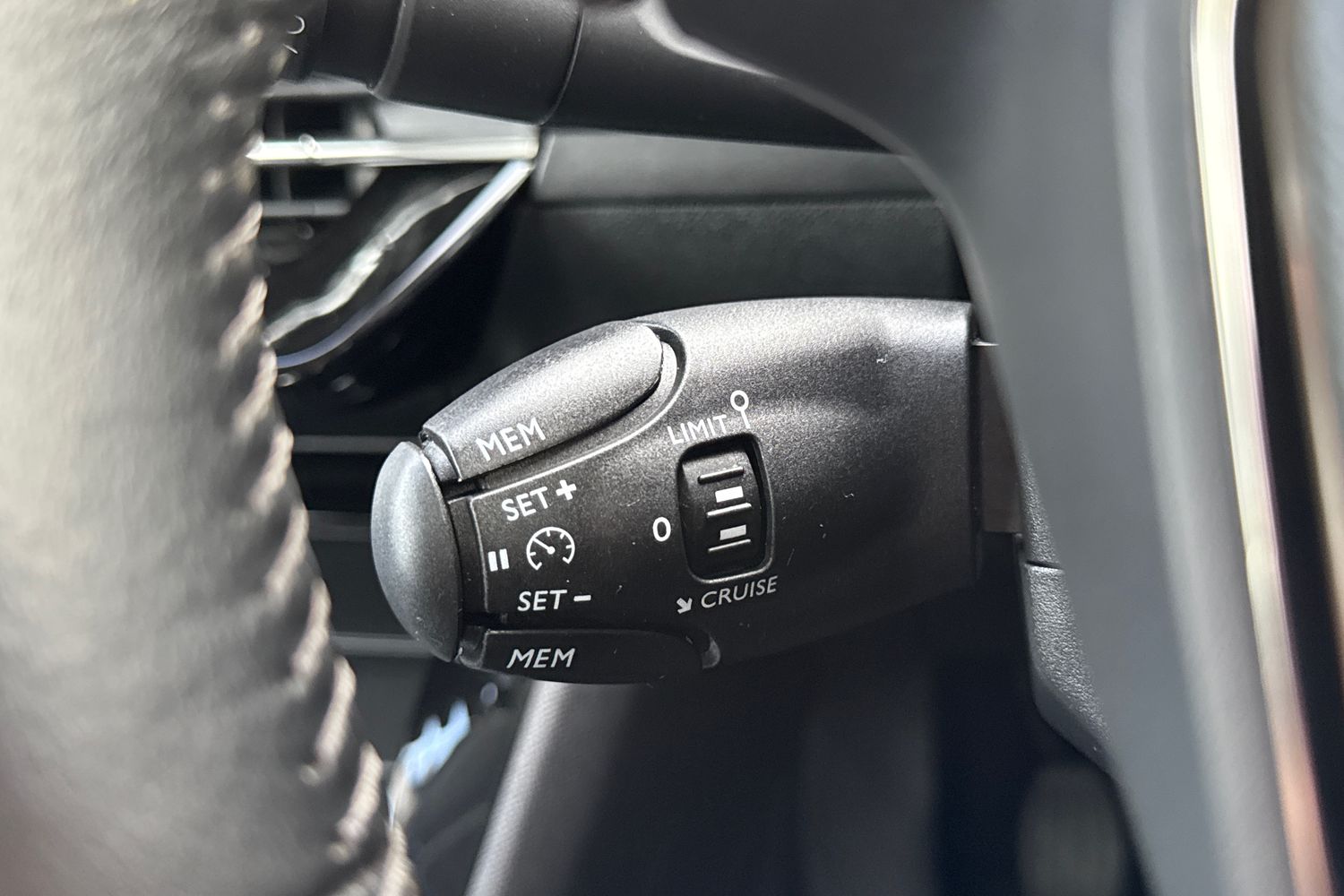 Used Peugeot 208 2020 for sale - 76692269: Photo 38