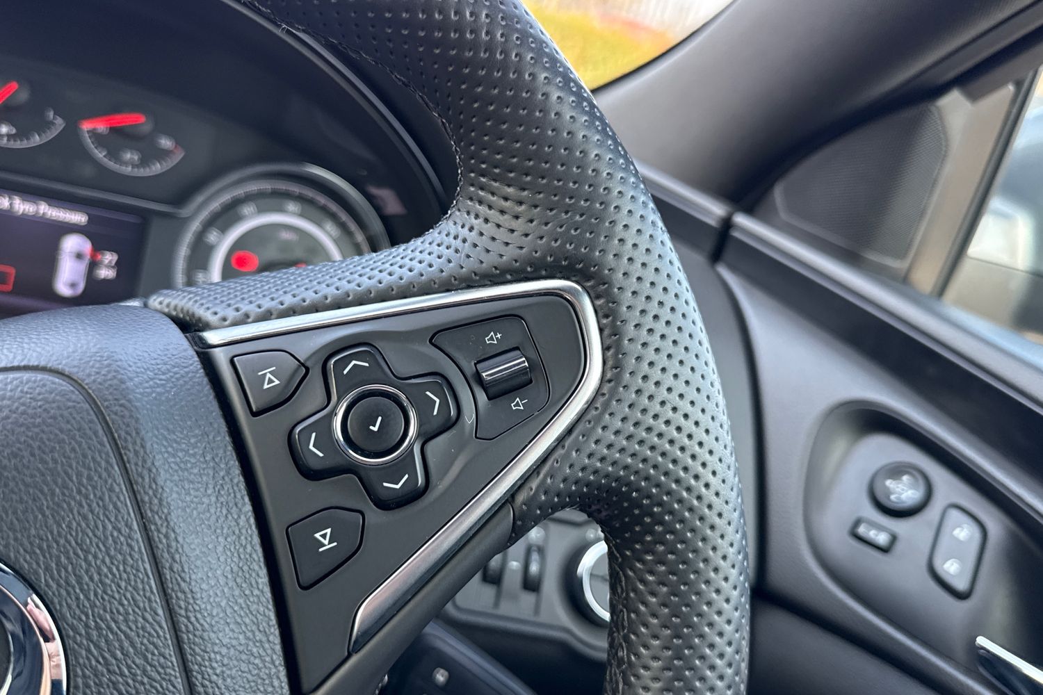 Used Vauxhall Insignia 2016 for sale - 77764548: Photo 38