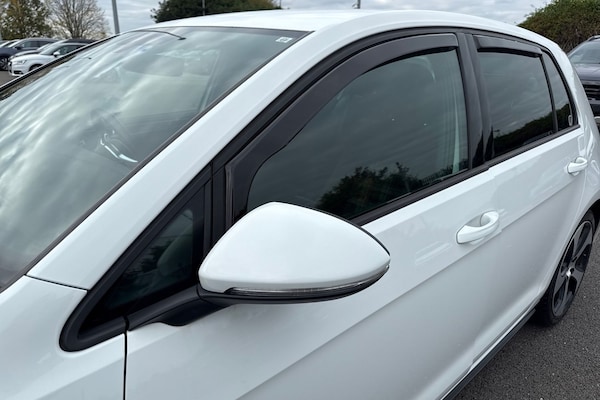 Used Volkswagen Golf 2016 for sale - 76300365: Photo 30