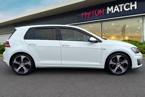Used Volkswagen Golf 2016 for sale - 76300365: Photo 3