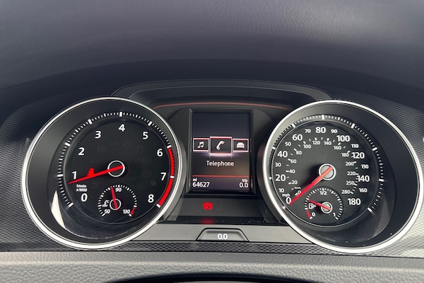 Used Volkswagen Golf 2016 for sale - 76300365: Photo 43