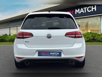 Used Volkswagen Golf 2016 for sale - 76300365: Photo 4