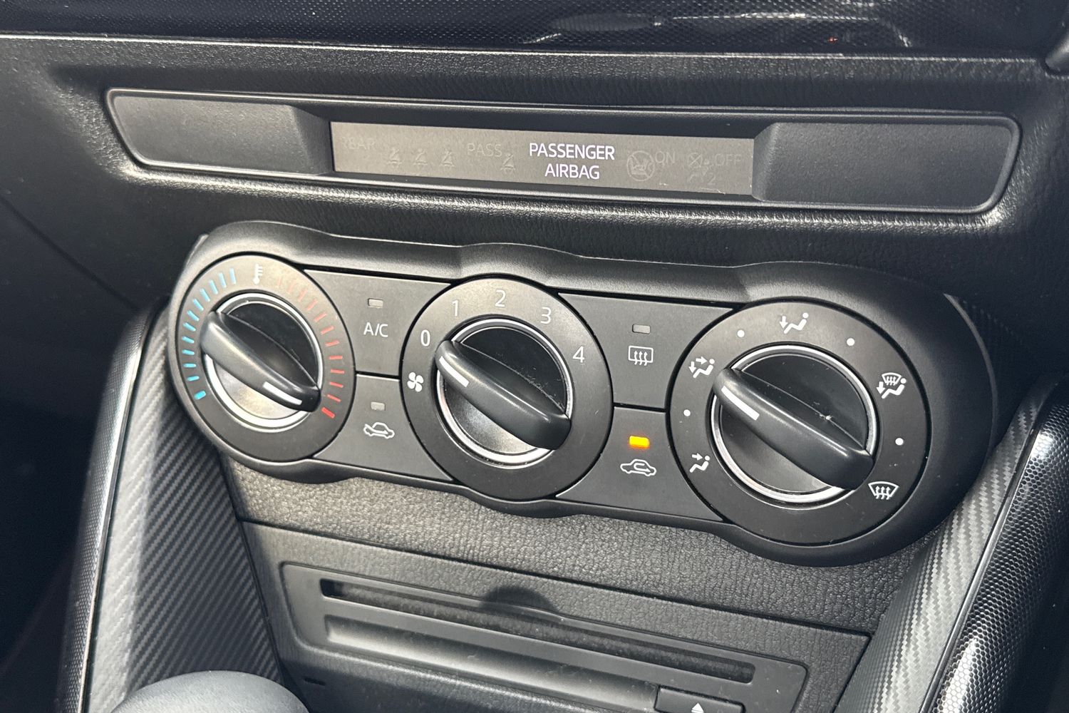 Used Mazda Mazda2 2016 for sale - 77719307: Photo 22