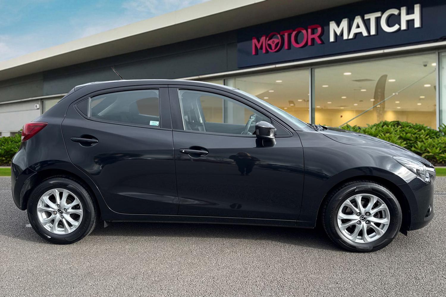 Used Mazda Mazda2 2016 for sale - 77719307: Photo 3