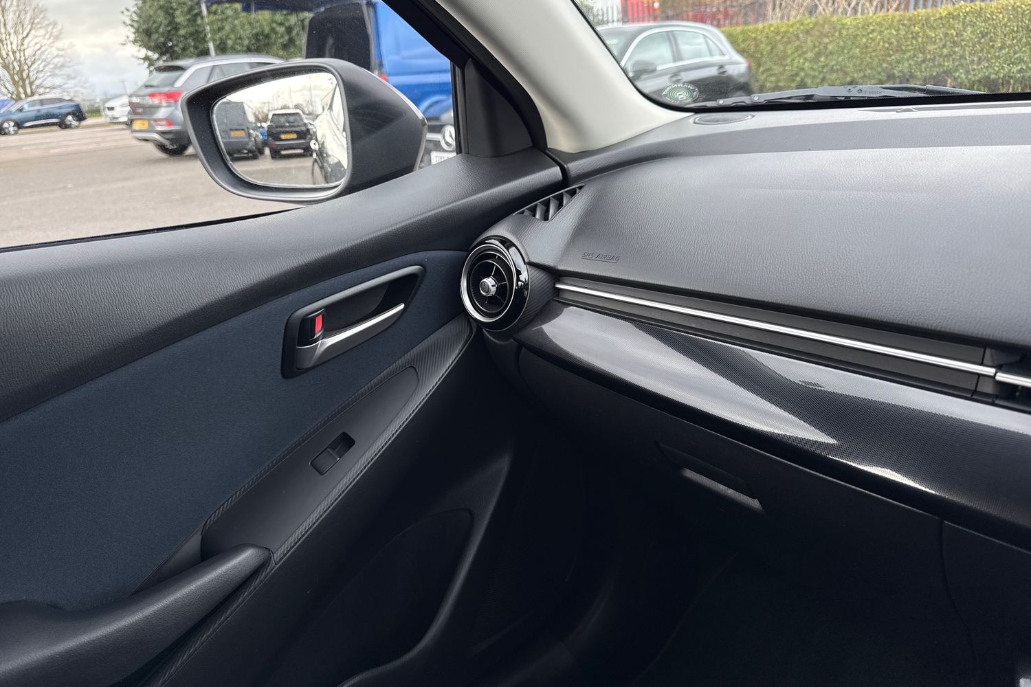 Used Mazda Mazda2 2016 for sale - 77719307: Photo 55